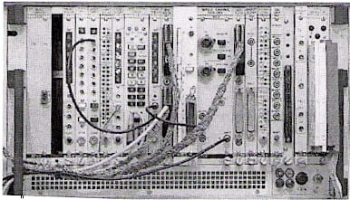 eint08_01a.jpg (114135 bytes)